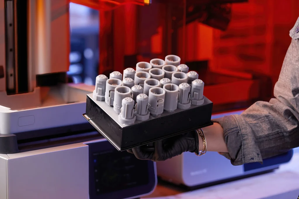 Formlabs Form 4 tisk